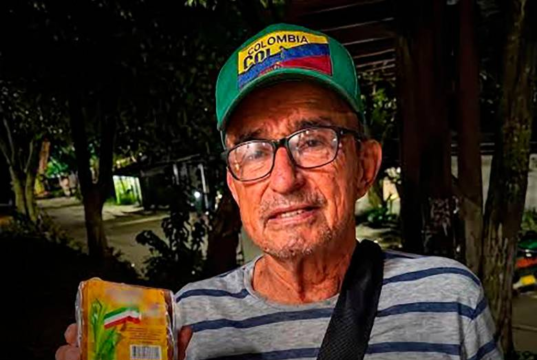 Del rechazo viral a invitado presidencial: la inesperada revancha de don Luis, el vendedor de panela que conmovió a Colombia