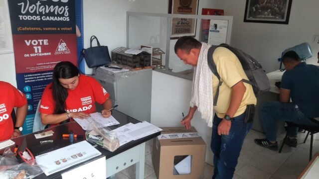 Foto 4 FNC Mesas de votación