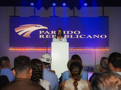 Comienza una nueva etapa: María Fernanda Cabal se convierte en la primera militante del Partido Republicano